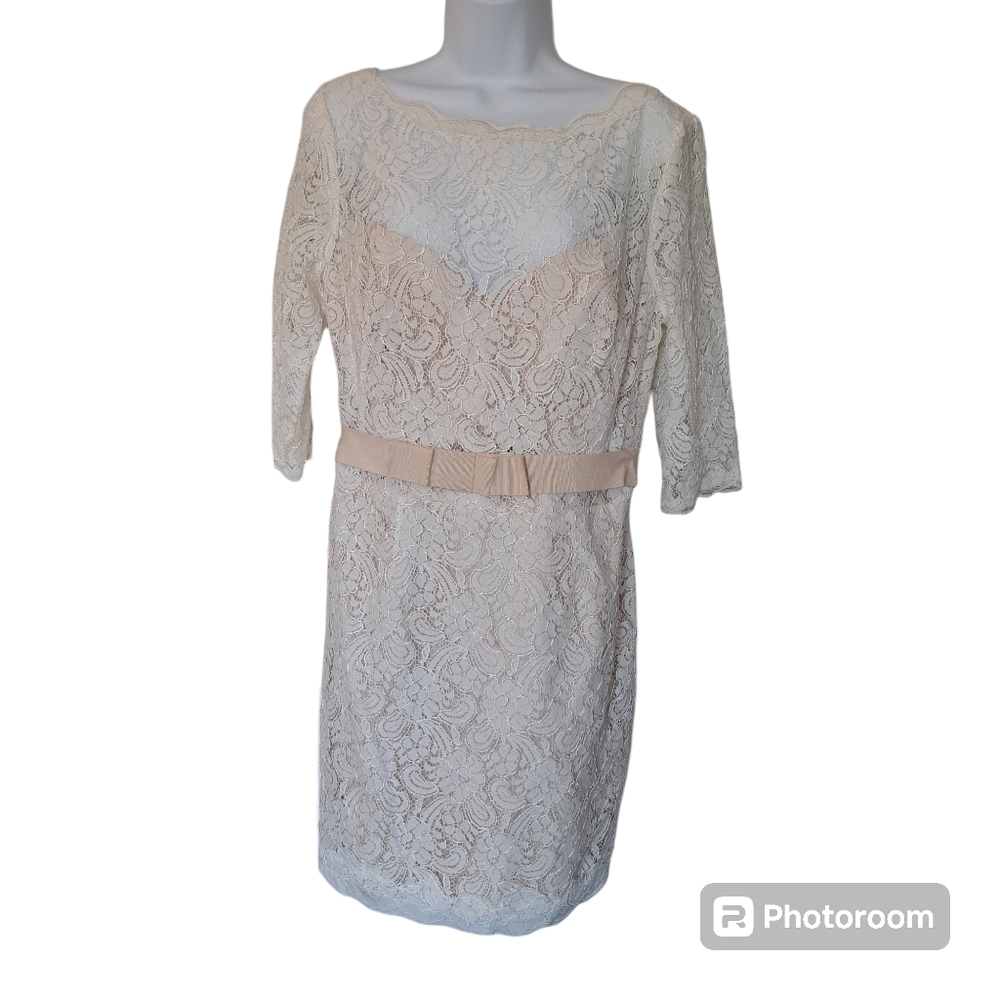 💥💥Watters and Watters Lace Overlay Dress Size 15 RUNS SMALL READ DESCRIPTION